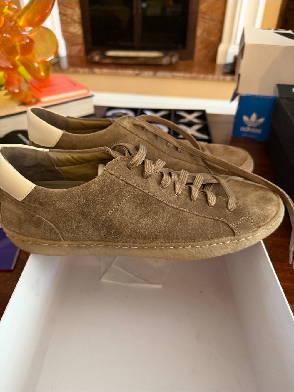 Men's Vince brand Suede Casual Sneakers in Taupe with White Heel 8.5